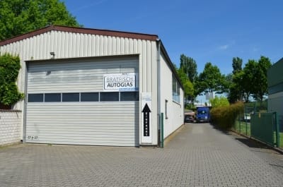 Bratfisch Autoglas Schnelldienst – Einfahrt Olbrichtstraße 1 Weinheim